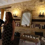 Chateau De - & Experiences Immersives Dom wakacyjny Saint-Chamarand