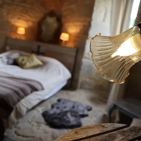 Chateau De Chamarand - L'aile Renaissance & La Tour Medievale Prázdninový dům