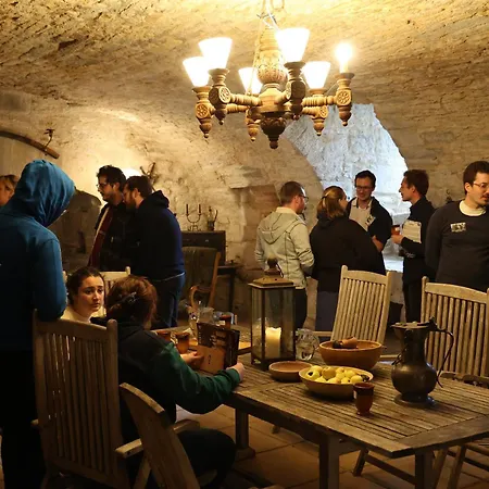 Château De - Gîtes&expériences Immersives Hébergement de vacances Saint-Chamarand