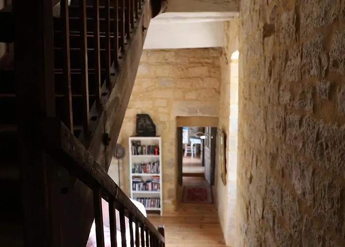 Holiday home Chateau De Chamarand - L'aile Renaissance & La Tour Medievale